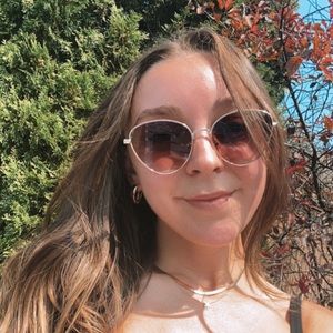 Meet your Posher, Jada